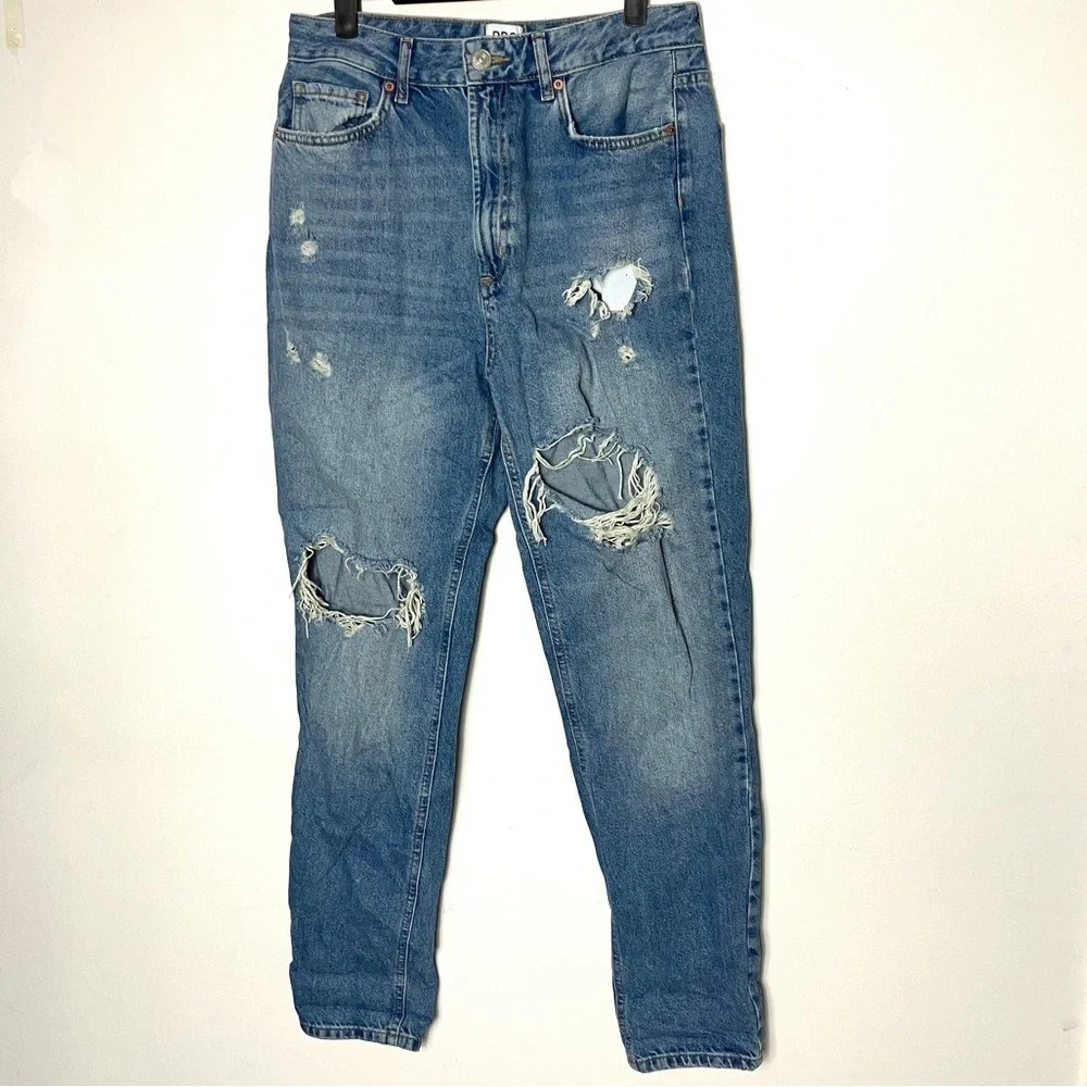 BDG Mom High Rise‎ Jeans distressed 30